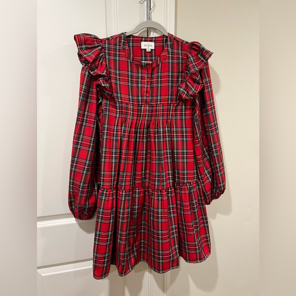 Aura dress size L